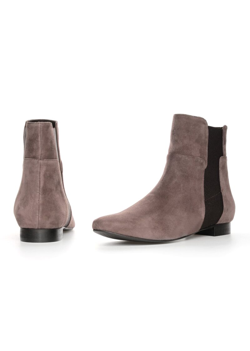 zamszowe sztyblety taupe CHERYL – widok z tyłu