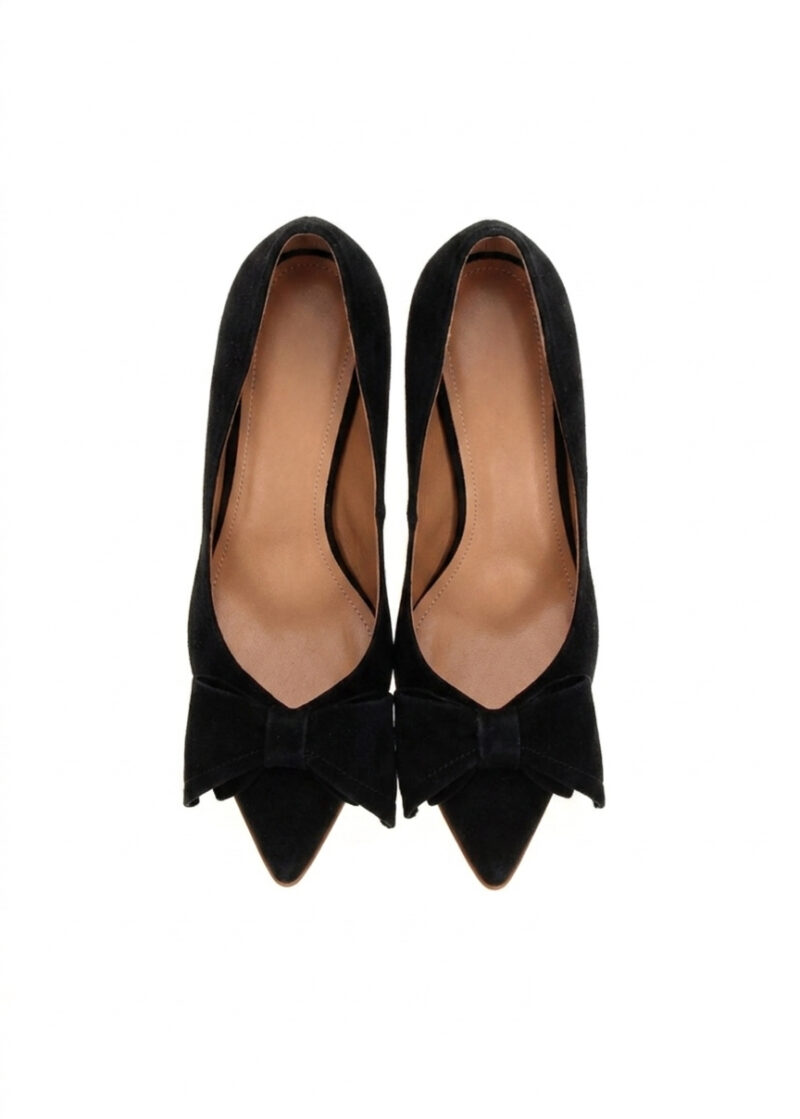 czarne zamszowe czółenka widok z góry TESS BLACK