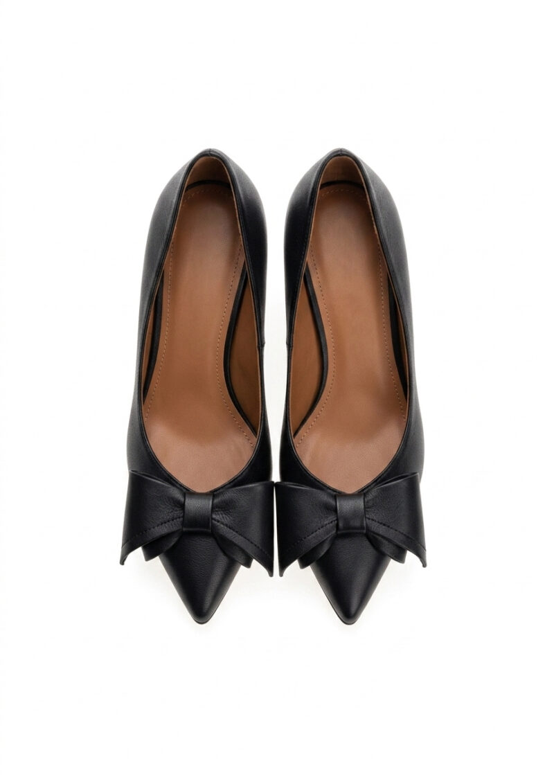 czarne skórzane czółenka z kokardką widok z góry TESS BLACK