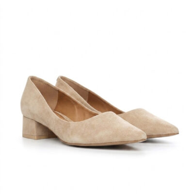 beżowe zamszowe czółenka LEA BEIGE para